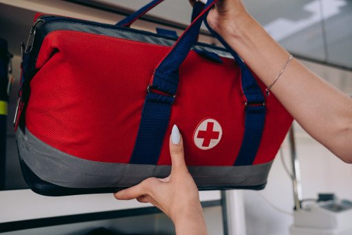 The Ultimate Guide to Assembling Your First Aid Kit in a Bag